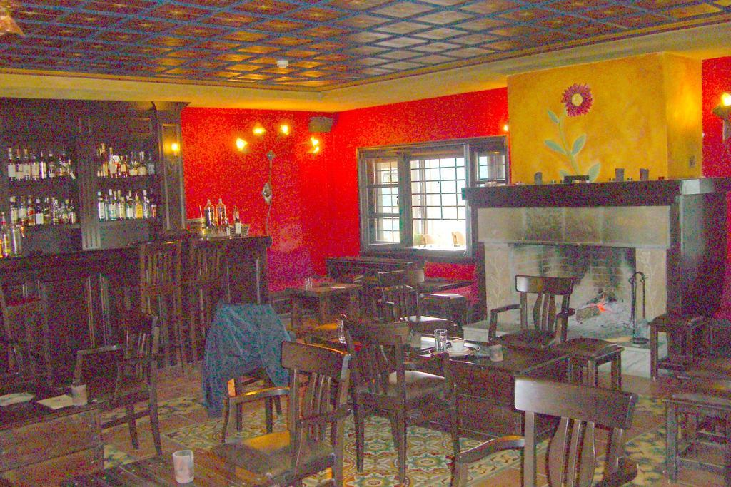 Hotel Astrovolia à Kalambaka Extérieur photo