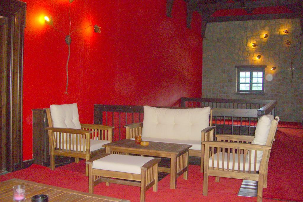 Hotel Astrovolia à Kalambaka Extérieur photo